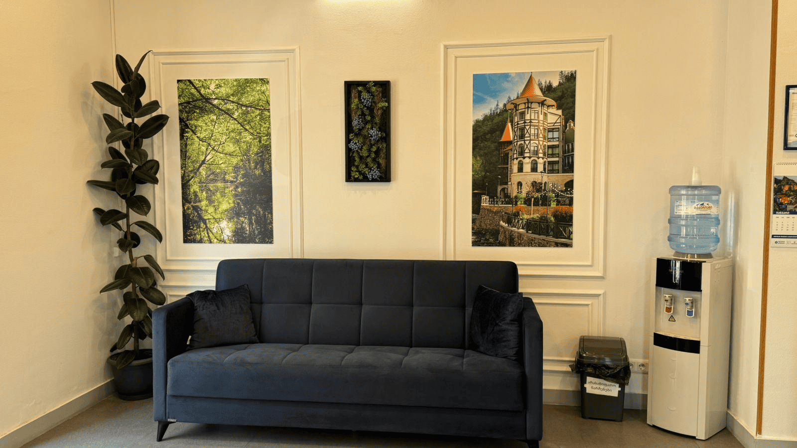 af6bf959 4670 426a 8cdc 0f1cbdb7a557