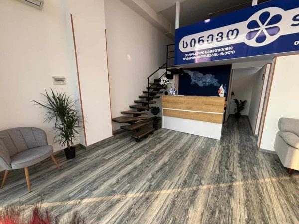 df529f34-9761-40c5-bab9-4a10303cb21c